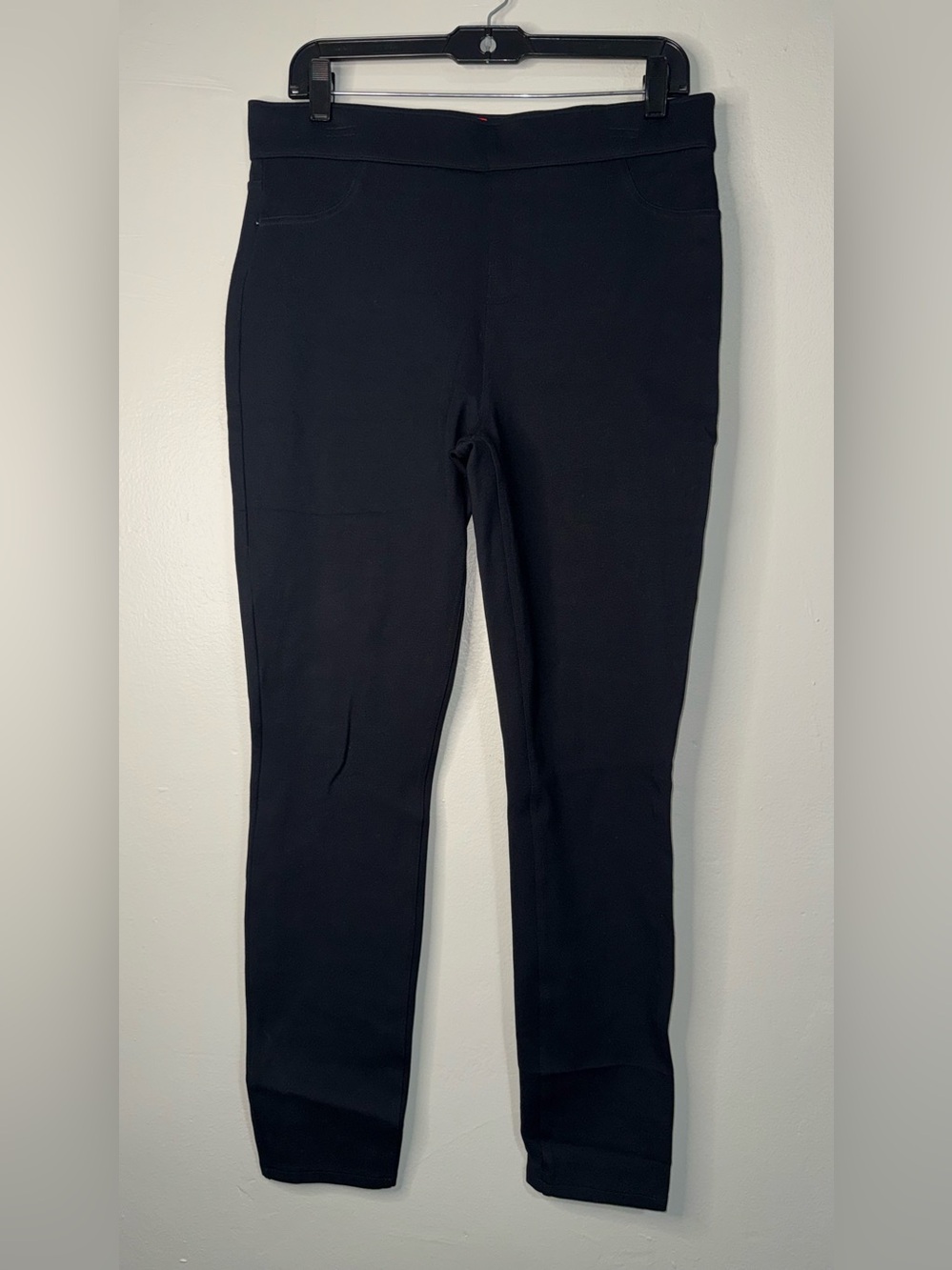 SPANX Black Ankle Crop Ponte Pants
